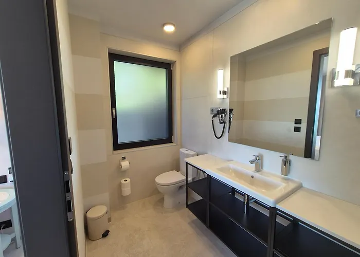 Villa Designer Above Balaton & Near Water